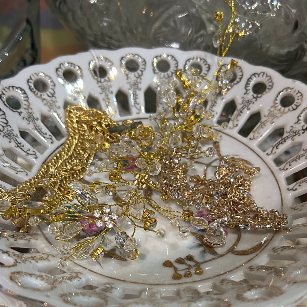 Elegant Gold and Silver Women's Jewelry Set